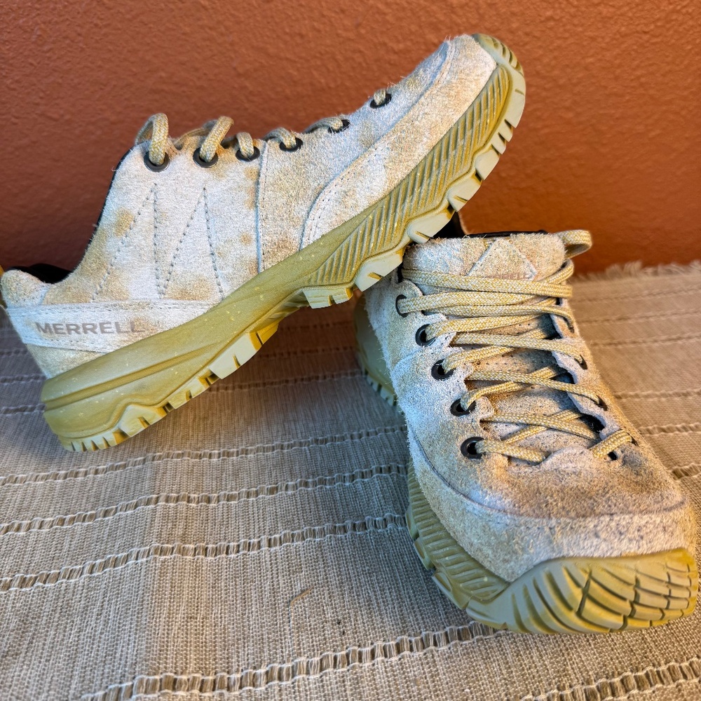 NWOT Merrell MQM Ace LTE FP gold leather hiking shoes